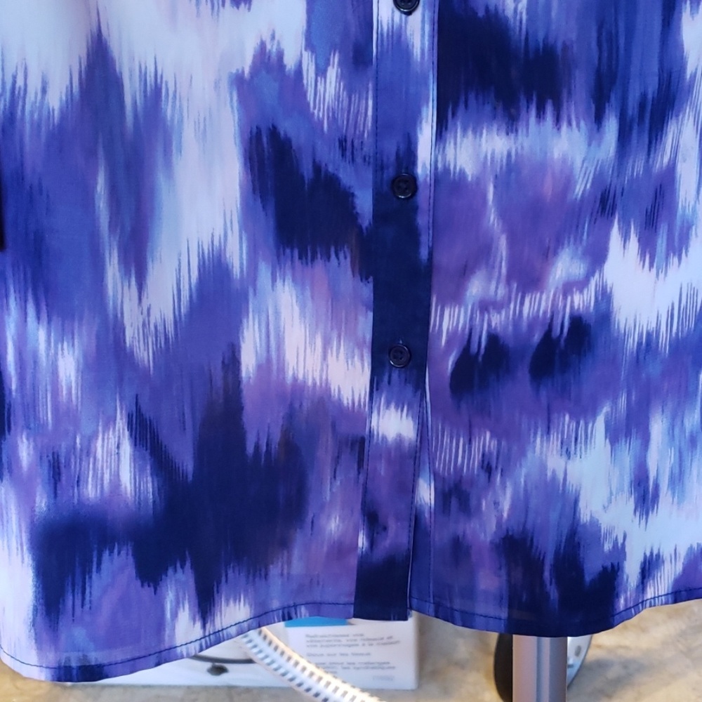 Blouse - Picture 3 of 3